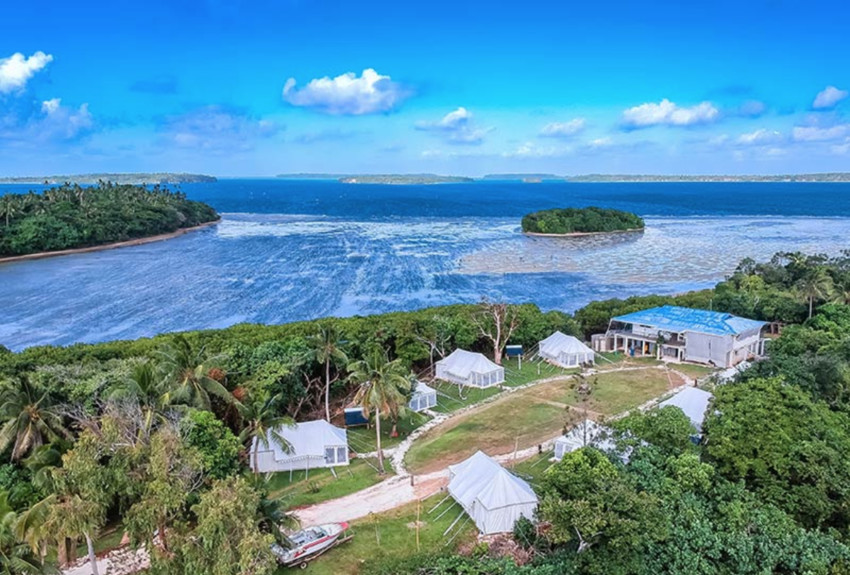 ORDINARY TONGAN LIVES Fungamisi, Vava'u, Tonga — The